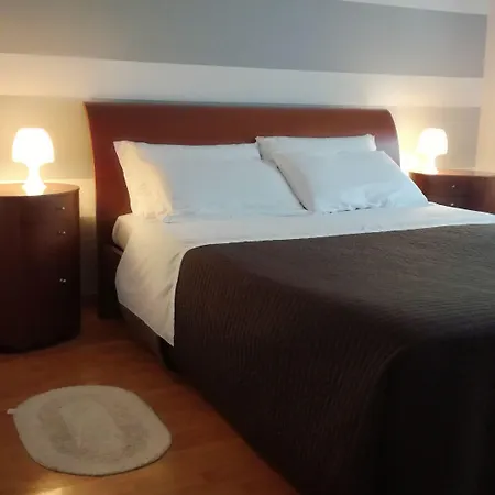 Relais Lezard * Кола