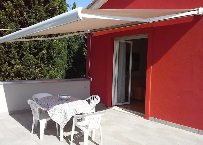 Relais Lezard شقة *