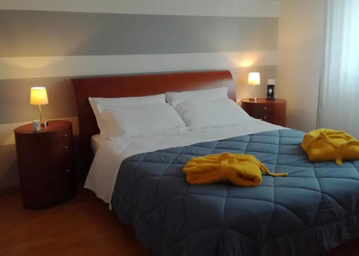 דירה Relais Lezard קולה