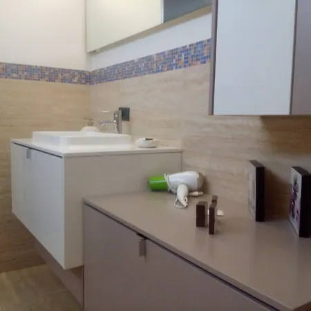 Relais Lezard Lägenhet *