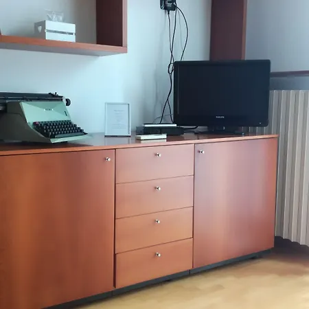 Relais Lezard Lägenhet *