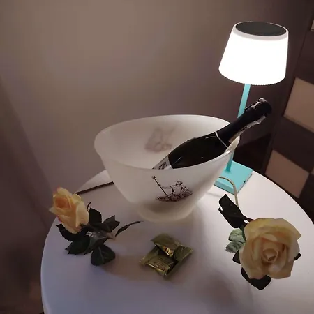 Relais Lezard Lägenhet *