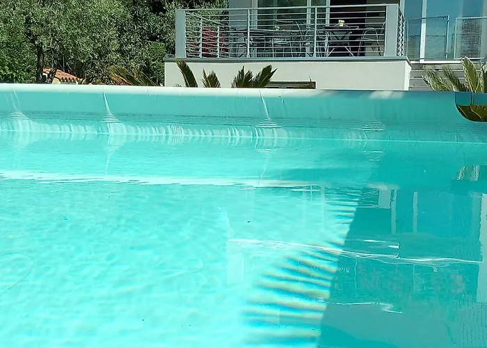 דירה Relais Lezard קולה